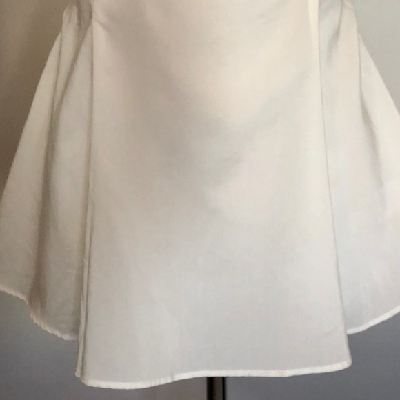 Very J Sleeveless White Hi-Low Top - Picture 3 of 10